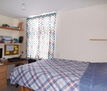 Room in a Shared House, Teignmouth Road, B29 - Photo 3