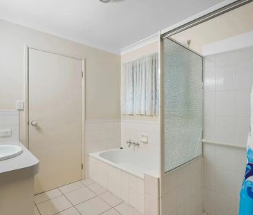 COMFORTABLE HOME WITH SPACE, CONVENIENCE AND VERSATILE LIVING IN PR... - Photo 6