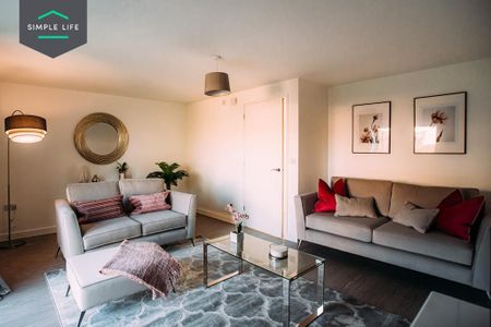 4 bedroom semi-detached house to rent - Photo 2