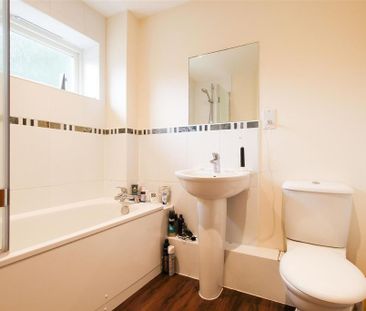 2 bedroom end of terrace house to rent - Photo 6