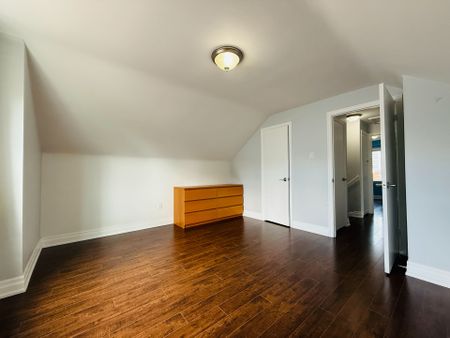 For Lease - 673 Glengrove Avenue, Toronto, Ontario - Photo 4