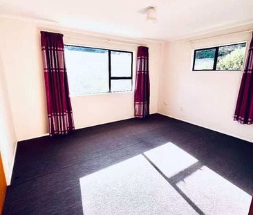 Charming Karori 3BR Home w/ Deck & Garden - Photo 2