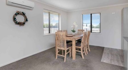 Kamo Family home - Photo 3