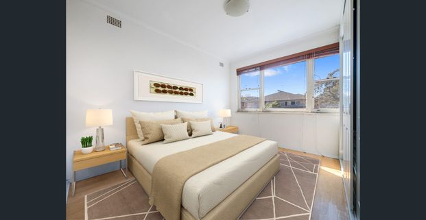 Sunlit Apartment Footsteps to Beach! - Photo 1