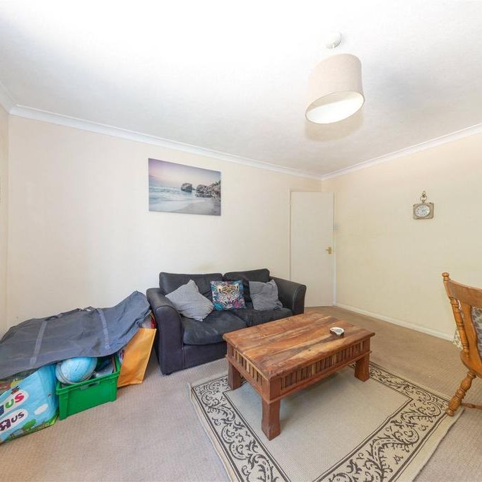 2 bedroom maisonette to rent - Photo 1