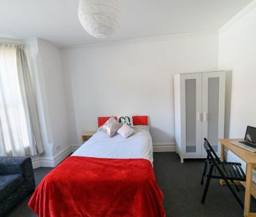 7 bedroom house to rent - Photo 3