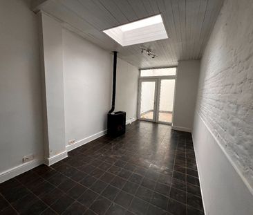 GEZELLIGE WONING MET 2 RUIME SLAAPKAMERS IN IEPER - Photo 6