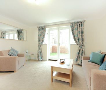 3 Bedroom House - Boxall Gardens, Kings Worthy - Photo 2