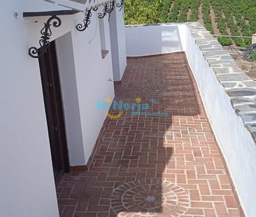 STUNNING NEW BUILD VILLA WITH 3 BEDROOMS AND PRIVATE POOL - FRIGILIANA, LONG TERM RENTAL - Photo 2