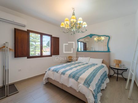 Excellent 5 Bedroom house / villa for rent in Bétera, Valencia - Photo 3