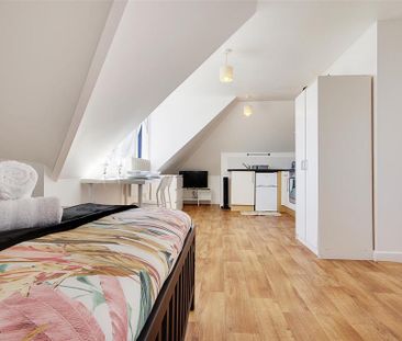 Studio to rent - Photo 3