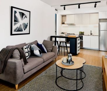 1 bed 1 bath【Located in a detached house】 - Photo 1