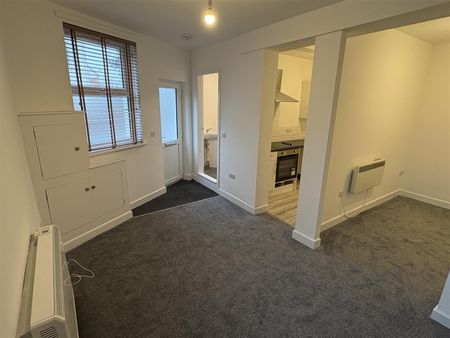 1 bed apartment to rent on Cotmanhay, Cotmanhay Road, DE7 - Photo 3