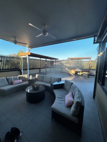 South Brisbane - Photo 2