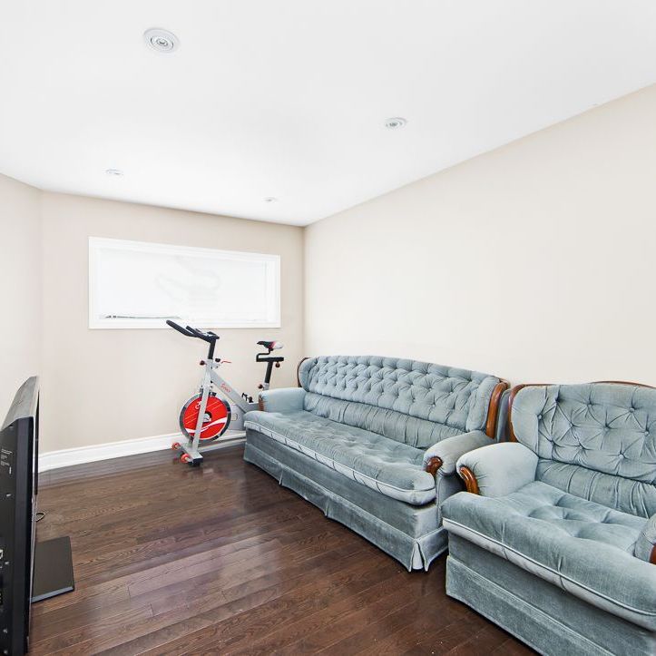 For Lease - 205 Emerson Street Unit# Main, Hamilton, Ontario - Photo 1