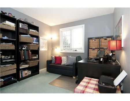 3 Robarts Cresent - Photo 4