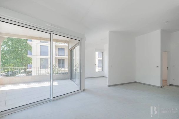 Rental Apartment Bordeaux Saint-Jean - Photo 1