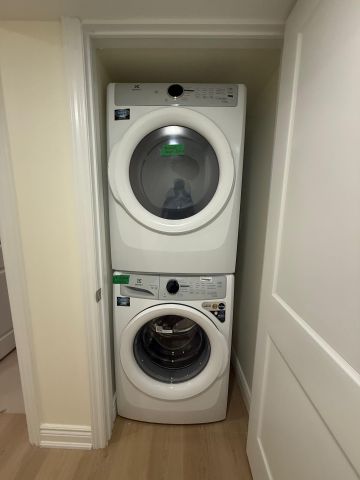 For Lease - 245 Montgomery Avenue, Whitby, Ontario - Photo 5