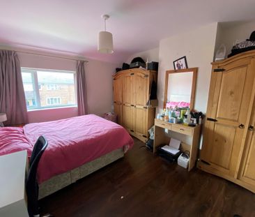 Miles Hill Avenue, Leeds - Photo 3