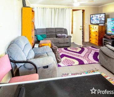 17 Tingira Street - Photo 2