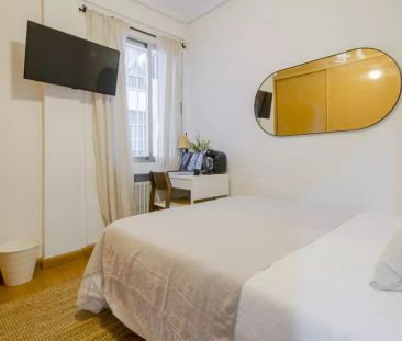 Rooms for rent in a 5 bedroom apartment in Madrid! - Foto 6