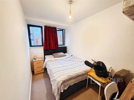 2 bedroom flat to rent - Photo 3