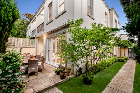 3/553 Toorak Road, Toorak VIC 3142 - Townhouse For Rent | Domain - Photo 5