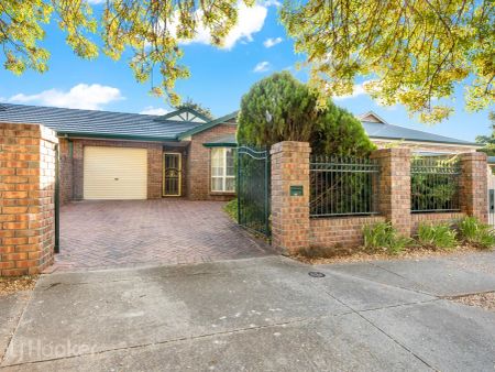 137 Ashbrook Avenue, Trinity Gardens SA 5068 - Photo 3