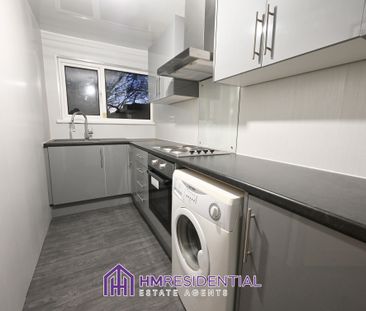 1 bedroom Apartment for rent Oakwood Court, Western Drive, Grainger... - Photo 4