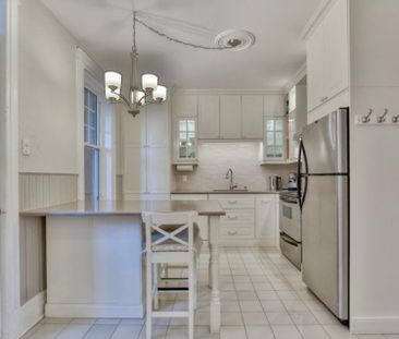 Magnifique 4 1/2 à louer Ahuntsic, cour arrière, Parc de la visitation - Photo 1