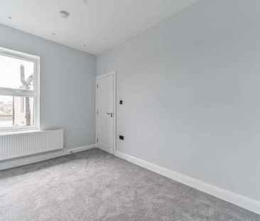 Beeches Avenue, Carshalton Beeches, SM5 - Photo 1