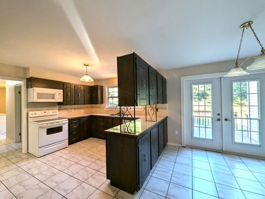 Bayview Road, Halifax 25-100 - Photo 1