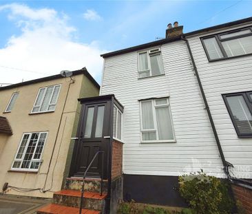 2 bedroom semi-detached house to rent - Photo 5