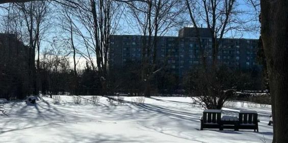 222 TROTT DRIVE - Photo 3