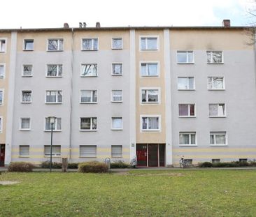 Geräumige 3-Zimmer-Erdgeschosswohnung mit Loggia - Photo 1