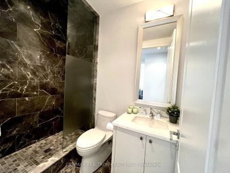 55 Scollard Street #1705 - Photo 3