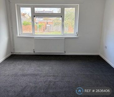 2 bedroom flat to rent - Photo 6