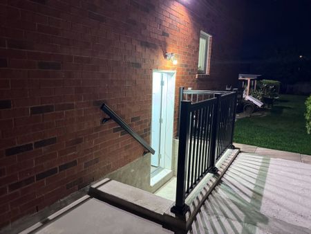 For Lease - 864 Cardington Street Unit# Basement, Mississauga, Ontario - Photo 3