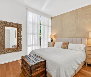 Contemporary Family Living in Sought-After Newport - Photo 4