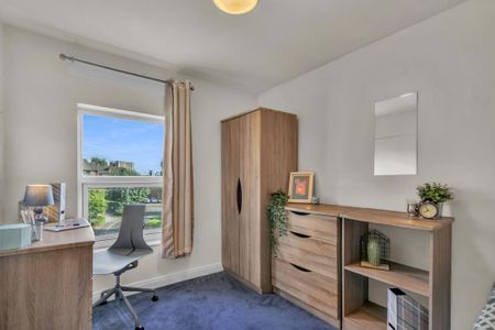 1 bedroom flat to rent - Photo 2