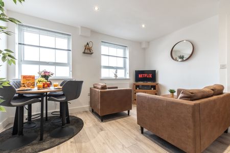 2 Bed Flat, Atlantic Mansions, SO14 - Photo 3