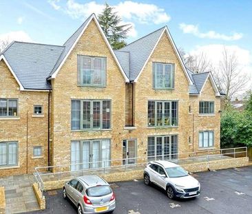 Filmer Grove, Godalming, Surrey, GU7 - Photo 2