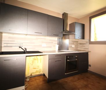 Location Appartement 4 pièces 83m² ROQUEBRUNE CAP MARTIN 06190 - Photo 3