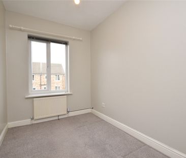 17, Ascot Gardens, Leeds, West Yorkshire, LS10 4UQ - Photo 5