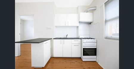 Neat & Tidy - 1 Bedroom Unit - Photo 2