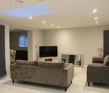 6 bedroom property to rent - Photo 1