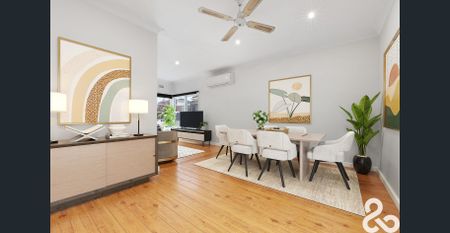 ON HOLD - Charming Home With Scope And Convenience - Photo 2