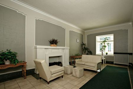 For Lease - 396 Avenue Road Unit# 320, Toronto, Ontario - Photo 2