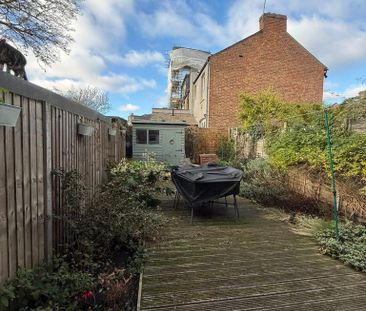 1 bedroom flat to rent - Photo 2