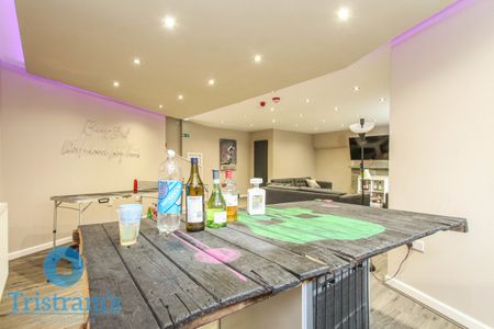 Burns Street, Arboretum - Photo 4